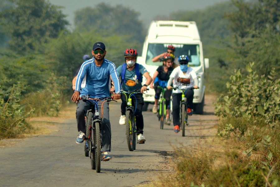 Cycling to Sultanpur Birds Sanctuary